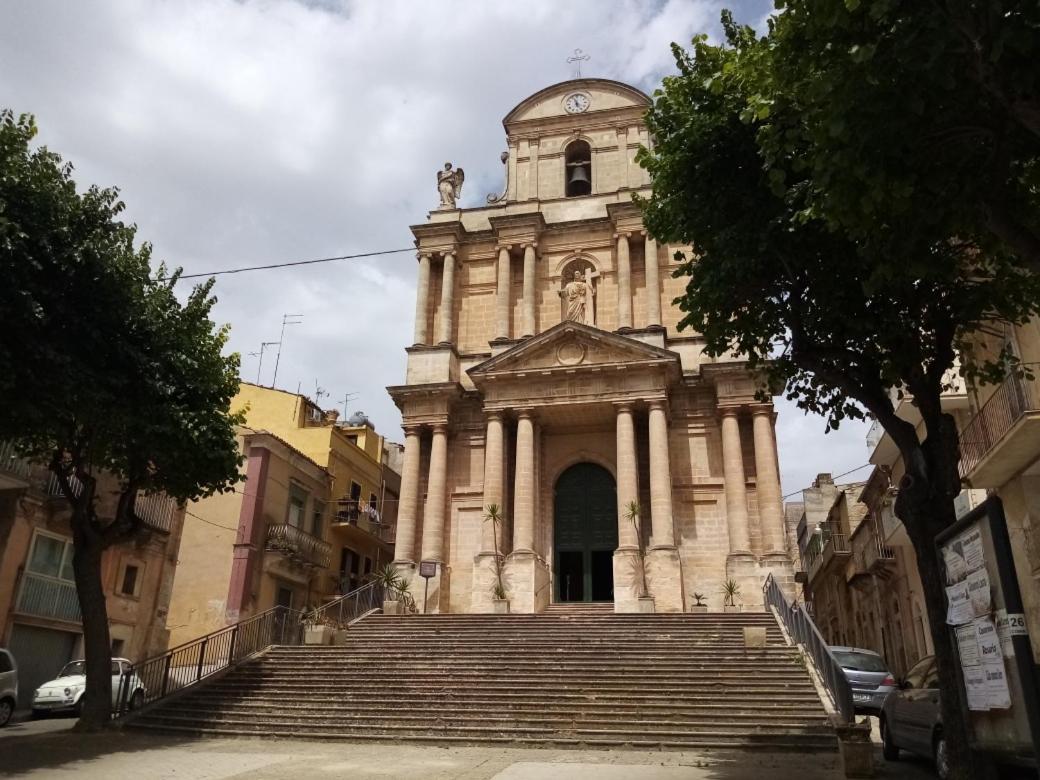 Piazza Salvatore 7, Gocce Di Sicilia Рагуза Экстерьер фото