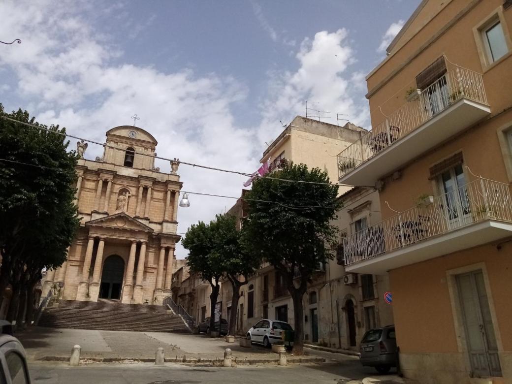 Piazza Salvatore 7, Gocce Di Sicilia Рагуза Экстерьер фото